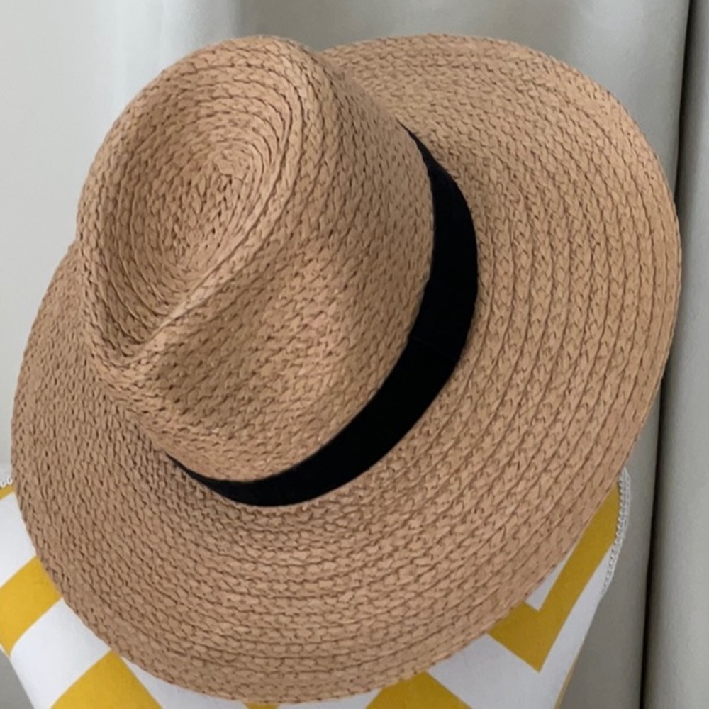 Straw hat
